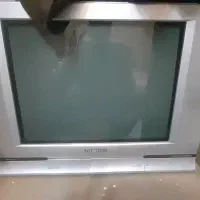 تلوزیون توشیبا قدیمی سالم وروشن