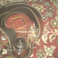 کمربند علم|کیف، کفش، کمربند|قم, مسجد امام حسن|دیوار
