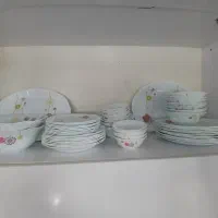 سرویس ناهار خوری و قاشق و چنکال