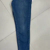 شلوار لی نو|لباس|قم, نیروگاه|دیوار