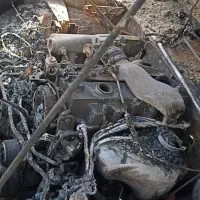 مزدا 2000 دوکابین سوخته