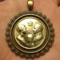 پلاک گردنی برنجی