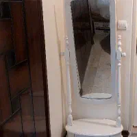 آینه قدی و آباژور