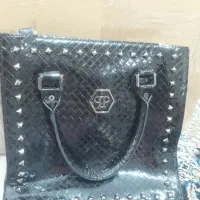 کیف برند|کیف، کفش، کمربند|رشت, منظریه|دیوار