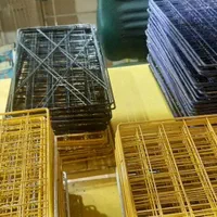 قفسه های توری مشبک ایستگاه عباس آباد|کتابخانه، شلف، قفسههای دیواری|همدان, |دیوار