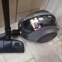 جاروبرقی بوش آلمان آب وخاک پرقدرت درحدنوقوی سالم