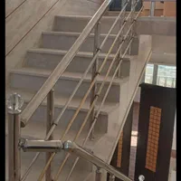 نصب نرده استیل واستاتیک برای راه پله بالکن پشت بام