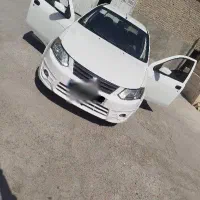 ساینا Es