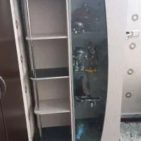 ویترین نوجوان