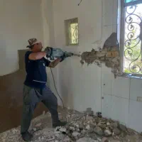 تخریب و کنده کاری با پیکور بزرگ و‌کوچک