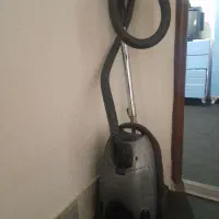 جاروبرقی ۲۴۰۰ سالم تمیز