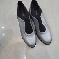کفش زنانه نو استفاده نشده نقره ای