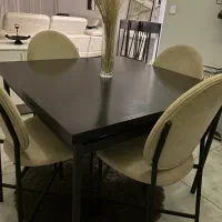 میز ۴نفره