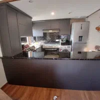 نصب برچسب کابینت و بنر و تابلو و خدمات تبلیغاتی