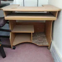 میز کامپیوتر