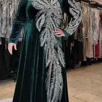 لباس مجلسی|لباس|مشهد, تربیت (صدف)|دیوار