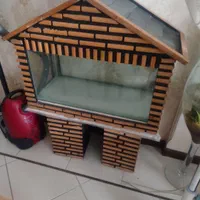آکواریوم کلبه پایه دار
