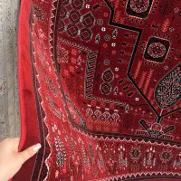 عرضه انواع فرش های لاکی در فروشگاه فرش کریوند