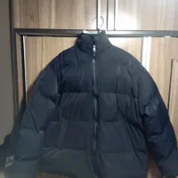 کاپشن کاملا نو هست فری سایز کلاه از کاپشن جدا میشه