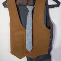 یک دست کت شلوار