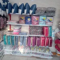 پخش و فروش انواع پتو بالش روبالشی زیرسفره‌ تشک