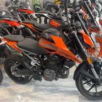 استخدام نیروی کار خانم در فروشگاه موتورسیکلت