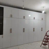 طراحی و اجرای کابینت و مصنوعات چوبی mdf