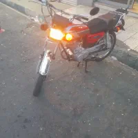 موتور سیکلت مزایده ای