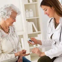 استخدام نیروی پذیرش و دستیار درمان کلینیک