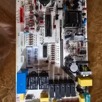 برد یخچال و فریزر اسنووا