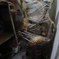 ساعت و مجسمه دکوری سلطنتی