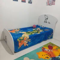 تخت کودک و نوجوان|تخت و صندلی بچه|شیراز, شریف‌آباد|دیوار