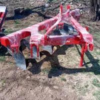 گاوآهن و تانک چرخ دار