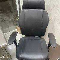 صندلی اداری و میز اداری