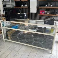 پیشخوان،ویترین،میز ۲متری