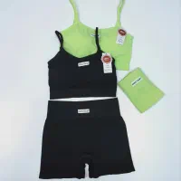 ست باشگاهی|لباس|پرند, فاز ۵|دیوار