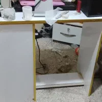 میز کاشت ناخن