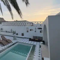 بومگردی و اقامتگاه سنتی