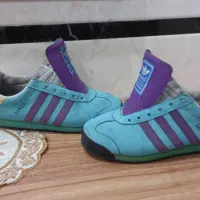 کتونی زد ایکس|کیف، کفش، کمربند|ری, شهادت|دیوار