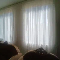 پرده شاین در حد نو یه سال نصب شده
