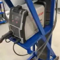 خدمات و تعمیرات جوشکاری