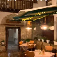 اشپز فرنگی کافه هور