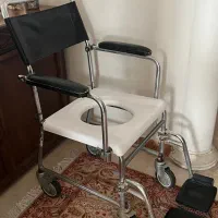 ویلچیر حمام و سرویس بهداشتی -توالت فرنگی