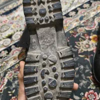 پوتین سربازی|کیف، کفش، کمربند|فردیس, نسترن غربی|دیوار