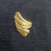 طلا و جواهرات