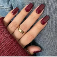 خدمات کاشت ناخن