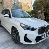 بی ام و ix1 ۲۵L مدل 2025 فول با کیت
