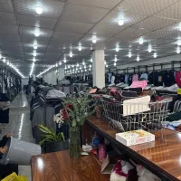 استخدام فروشنده آقا و خانم/فروشگاه پوشاک