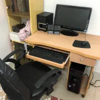 کامپیوتر خانگی سالم و تمیز