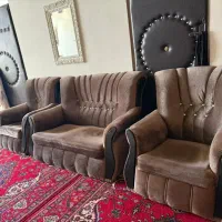 مبل راحتی 7 نفره بهمراه میز عسلی